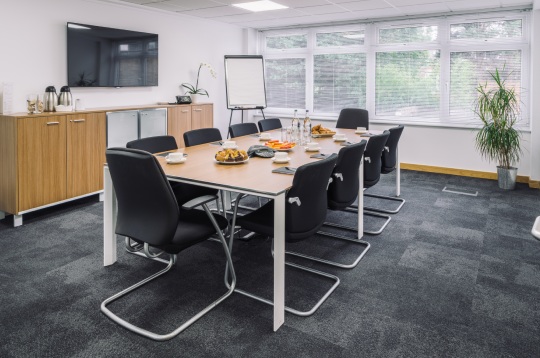 desk space chiswick